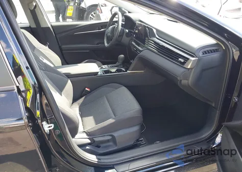 2025 Toyota Camry Le from USA, damaged, VIN 4T1DBADK1SU002683